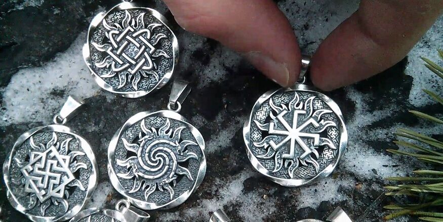 Slovanski amuleti iz srebra, ki pritegnejo bogastvo