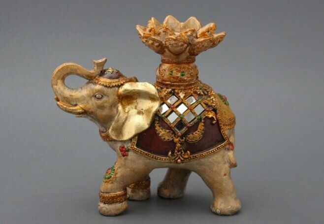 amulet slon-simbol dolgoživosti in modrosti